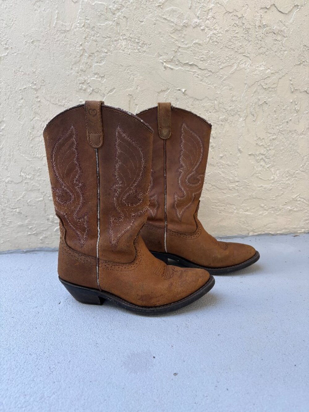 Shyanne Women's Size 8 Brown Leather Embroidered Cowboy Boots